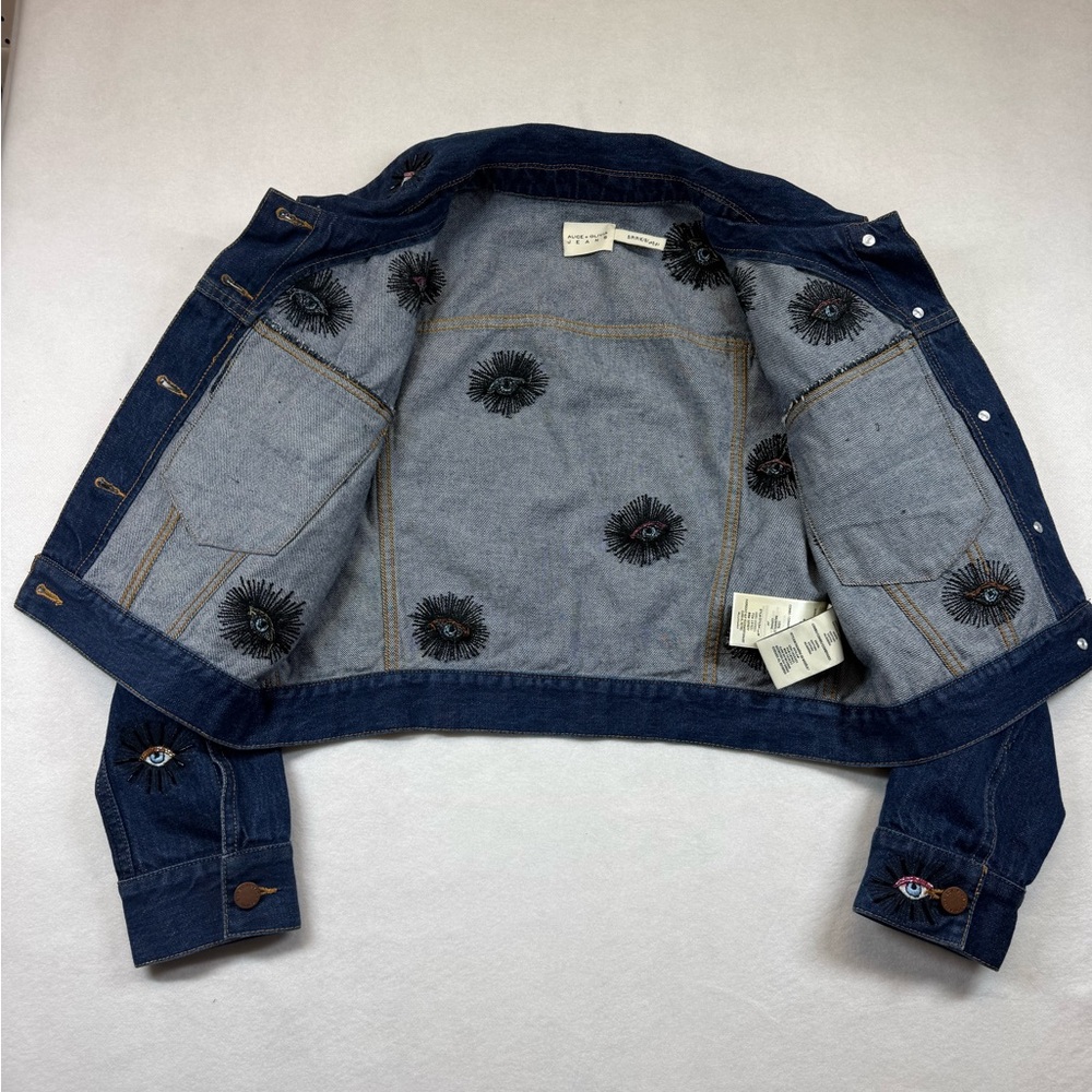 👁✨ Alice + Olivia Embellished Eye Cropped Denim Jacket NWOT✨👁 - Picture 8 of 10